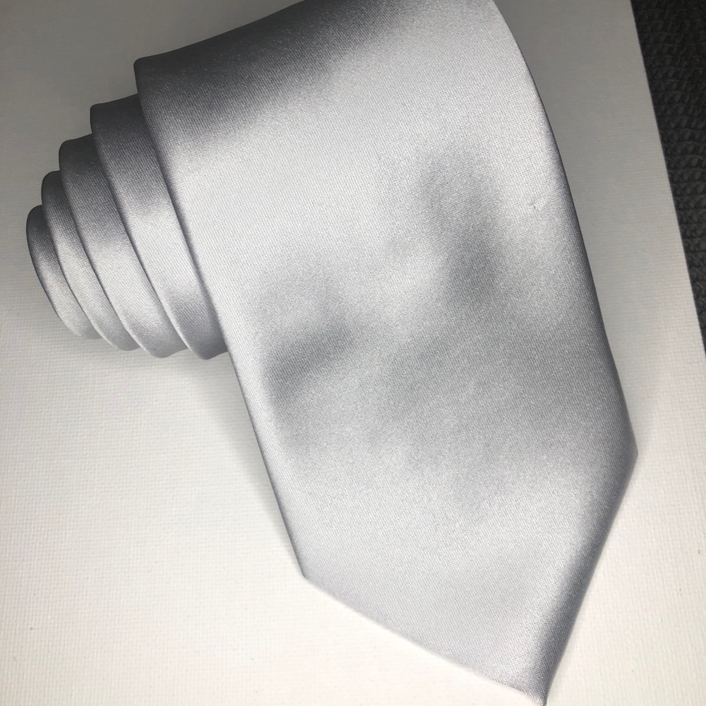 Tie - Picture 2 of 5